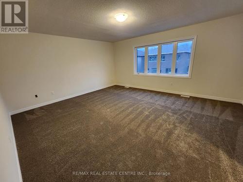 95 Sun Valley Avenue, Wasaga Beach, ON - Indoor Photo Showing Other Room
