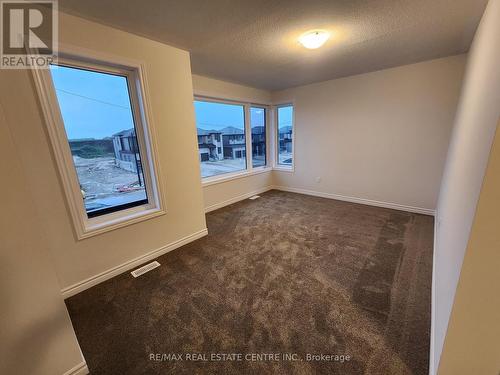 95 Sun Valley Avenue, Wasaga Beach, ON - Indoor Photo Showing Other Room