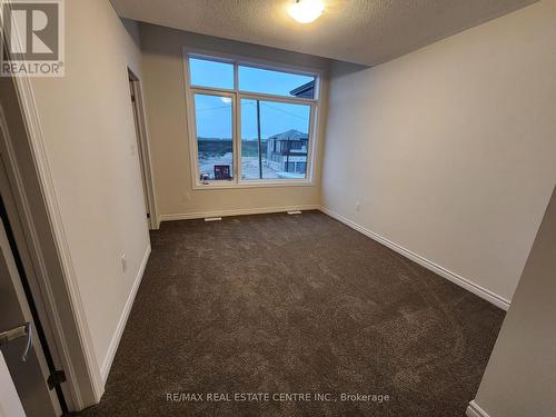 95 Sun Valley Avenue, Wasaga Beach, ON - Indoor Photo Showing Other Room