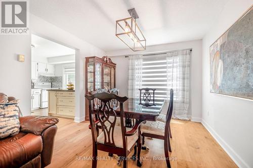 95 Kerr Boulevard, New Tecumseth, ON - Indoor Photo Showing Dining Room