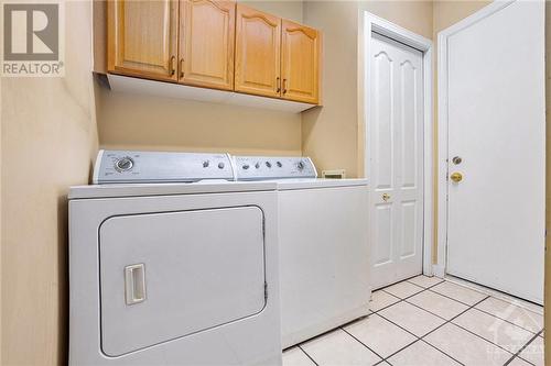 Main floor laundry - 101 Picasso Drive, Ottawa, ON - Indoor Photo Showing Laundry Room