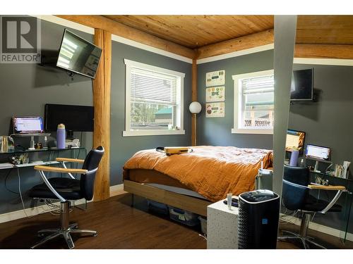 28 Begbie Road, Cherryville, BC - Indoor Photo Showing Bedroom