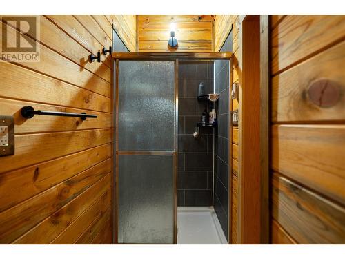 28 Begbie Road, Cherryville, BC - Indoor Photo Showing Other Room