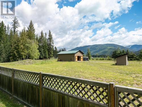 28 Begbie Road, Cherryville, BC - Outdoor