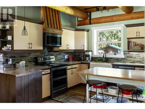 28 Begbie Road, Cherryville, BC - Indoor Photo Showing Kitchen