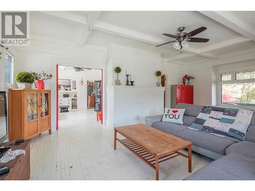 2451 Okanagan Street, Armstrong, BC - Indoor Photo Showing Living Room