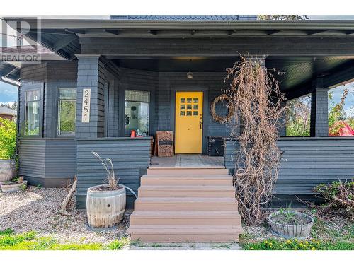 2451 Okanagan Street, Armstrong, BC - Outdoor