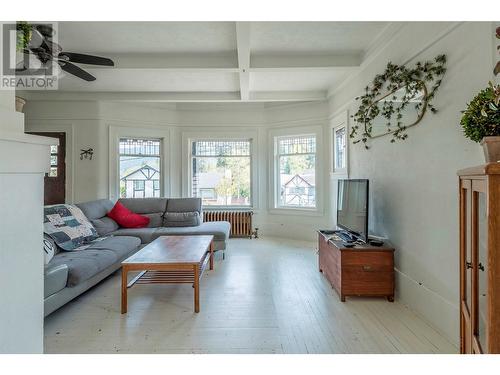 2451 Okanagan Street, Armstrong, BC - Indoor Photo Showing Living Room