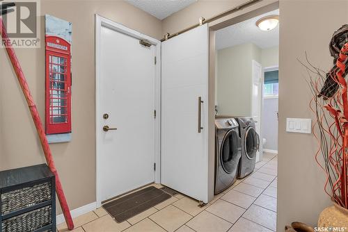 470 Pinehouse Drive, Saskatoon, SK - Indoor Photo Showing Laundry Room
