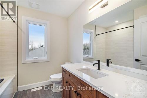 174 Danika Street, Clarence-Rockland, ON - Indoor Photo Showing Bathroom