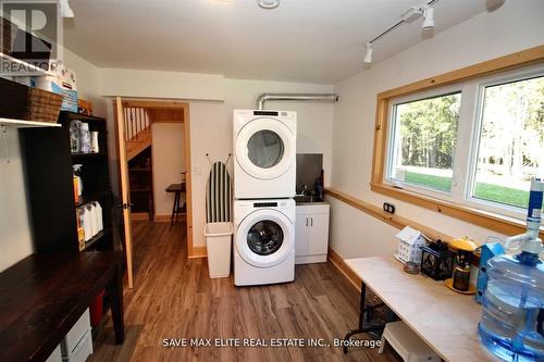 614 Pike Bay Road, Northern Bruce Peninsula, ON - Indoor Photo Showing Laundry Room