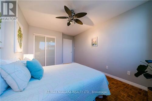 1402 - 215 Glenridge Avenue, St. Catharines, ON - Indoor Photo Showing Bedroom