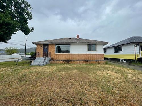 7490 22Nd Street, Grand Forks, BC - Outdoor