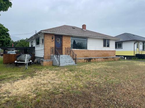 7490 22Nd Street, Grand Forks, BC - Outdoor