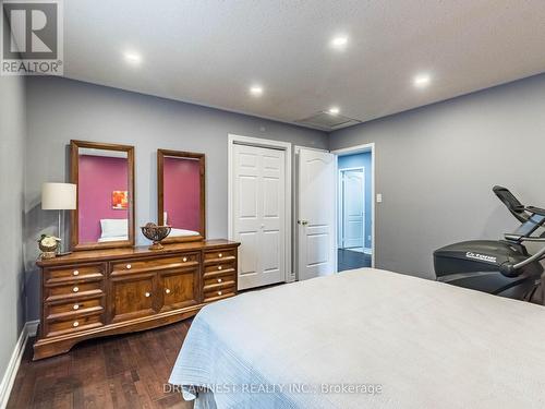 1204 Field Drive, Milton, ON - Indoor Photo Showing Bedroom