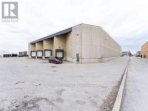 894 Edgeley Boulevard, Vaughan (Concord), ON 