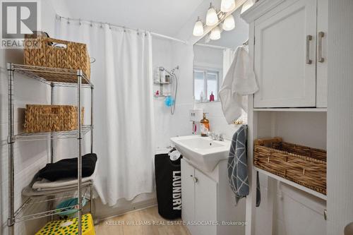 362 Parkhurst Crescent, Orillia, ON - Indoor Photo Showing Laundry Room