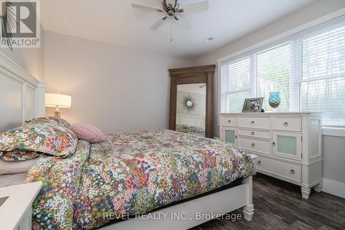 585 Fuller Avenue, Midland, ON - Indoor Photo Showing Bedroom