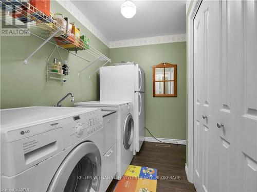 167 Doon Drive, London, ON - Indoor Photo Showing Laundry Room