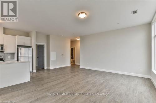 Imported from itso - 601 - 1600 Hyde Park Road, London, ON - Indoor Photo Showing Kitchen