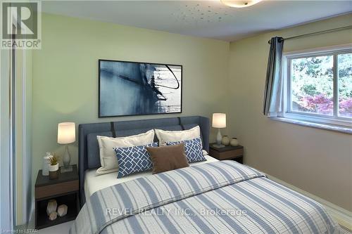 733 Guildwood Boulevard, London, ON - Indoor Photo Showing Bedroom
