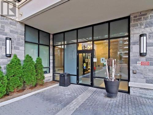 2708 - 15 Water Walk Drive, Markham, ON - Outdoor