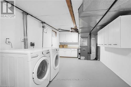 43 Finsbury Crescent, London, ON - Indoor Photo Showing Laundry Room