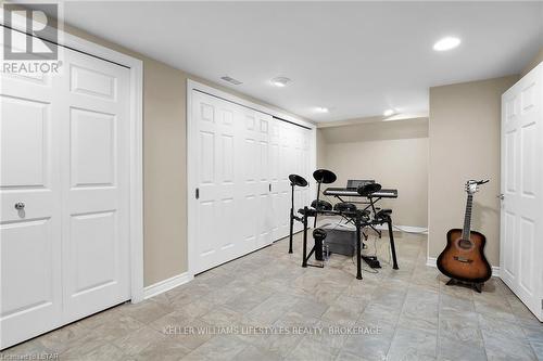 787 Manchester Road, London, ON - Indoor Photo Showing Other Room