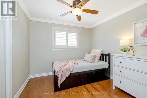 839 Merritt Drive, Milton (Timberlea), ON - Indoor Photo Showing Bedroom