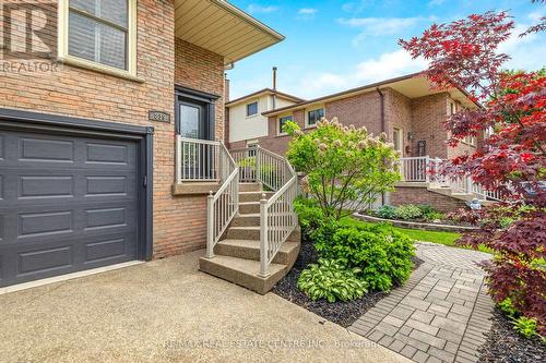 839 Merritt Drive, Milton (Timberlea), ON - Outdoor With Exterior