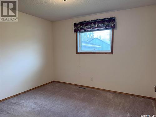 128 Cameron Crescent, Watson, SK - Indoor Photo Showing Other Room