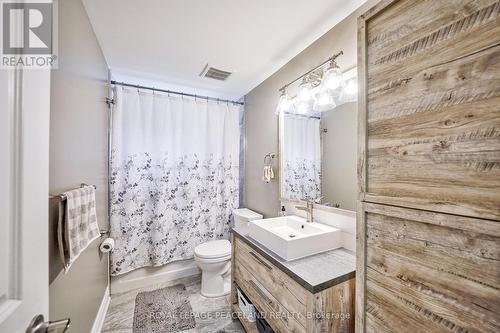 5 Elrose Road, Brampton, ON - Indoor Photo Showing Bathroom