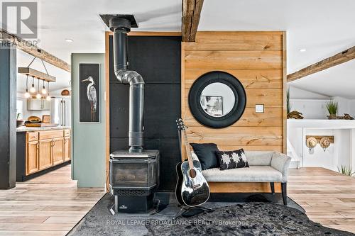 248 Main Street, Prince Edward County (Ameliasburgh), ON - Indoor Photo Showing Living Room