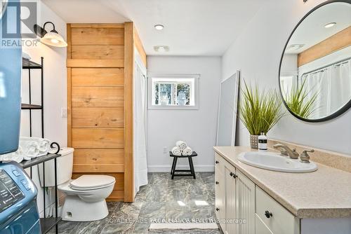 248 Main Street, Prince Edward County (Ameliasburgh), ON - Indoor Photo Showing Bathroom