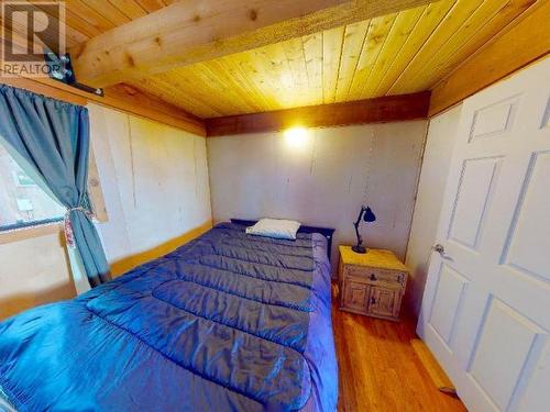 1652 Savary Island Road, Savary Island, BC - Indoor Photo Showing Bedroom