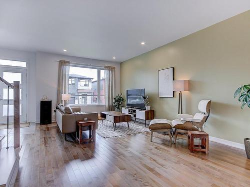 Salon - 3464 Rue Des Stellaires, Longueuil (Le Vieux-Longueuil), QC - Indoor Photo Showing Living Room