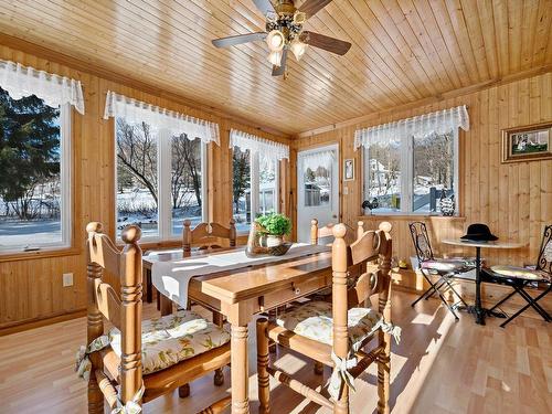 Veranda - 156 Ch. De La Montagne, Arundel, QC - Indoor Photo Showing Dining Room