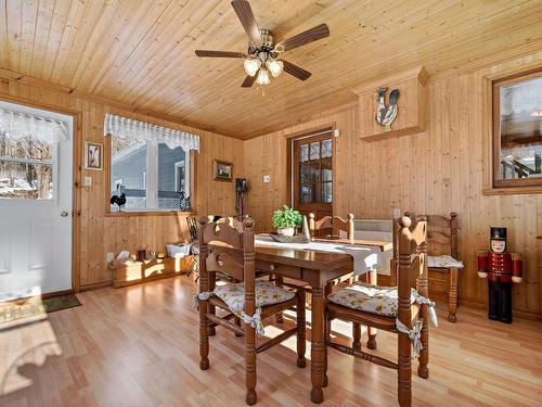 Veranda - 156 Ch. De La Montagne, Arundel, QC - Indoor Photo Showing Dining Room