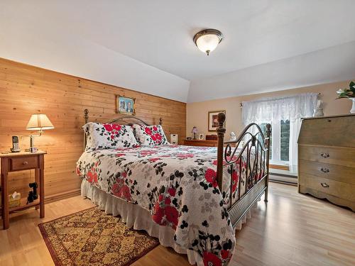 Master bedroom - 156 Ch. De La Montagne, Arundel, QC - Indoor Photo Showing Bedroom