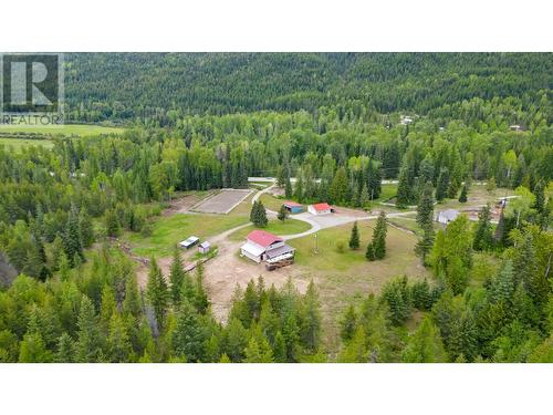 7960 3 Highway, Yahk, BC - Outdoor With View