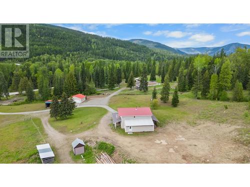 7960 3 Highway, Yahk, BC - Outdoor With View