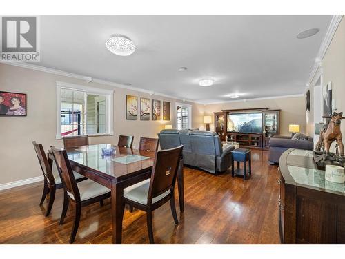 7960 3 Highway, Yahk, BC - Indoor Photo Showing Dining Room