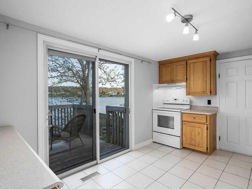 10 Lakeview Point Road, Dartmouth, NS 