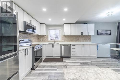 236 Michener, Chatham, ON - Indoor Photo Showing Kitchen