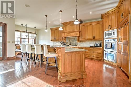 9939 Concession 9, Essex, ON - Indoor Photo Showing Kitchen