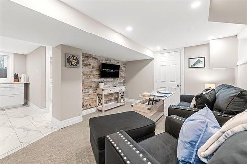 1024 Cedarwood Place, Burlington, ON - Indoor