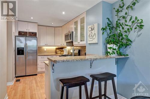 57 Ashpark Crescent, Ottawa, ON - Indoor Photo Showing Kitchen