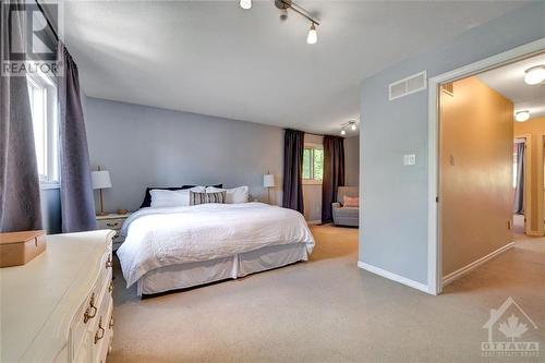 57 Ashpark Crescent, Ottawa, ON - Indoor Photo Showing Bedroom