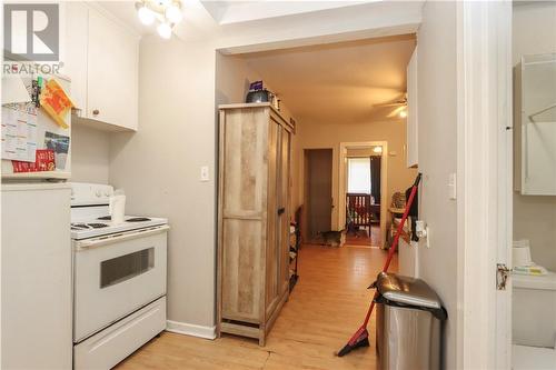 110 King, Sudbury, ON - Indoor Photo Showing Kitchen