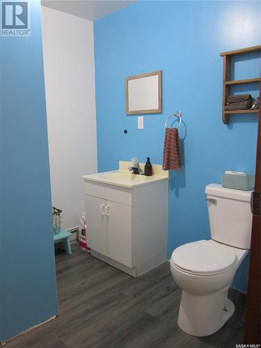 108 Regent Street, Melfort, SK - Indoor Photo Showing Bathroom